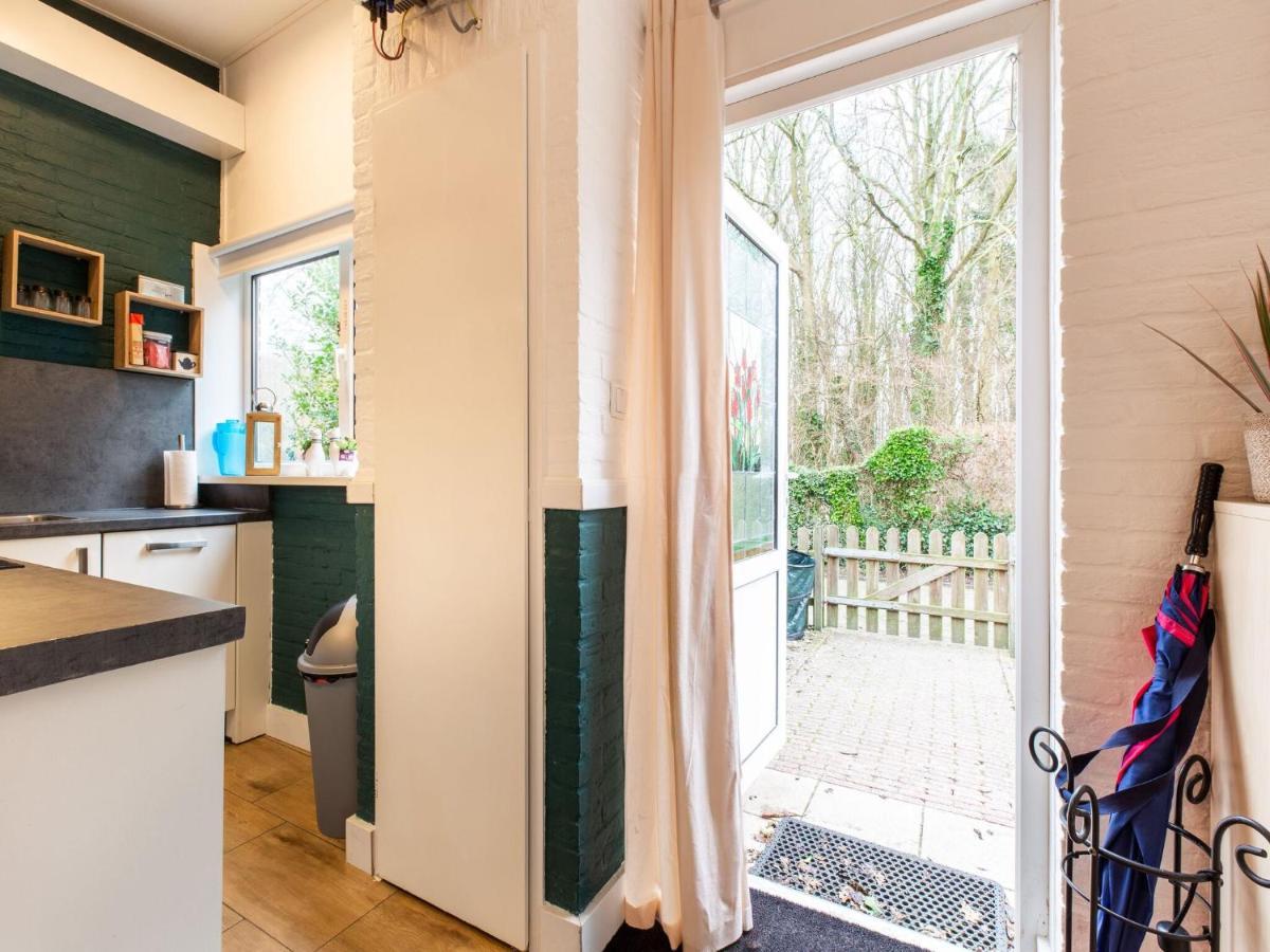 Endearing Holiday Home In Noordwijkerhout With Garden Bbq Exteriör bild