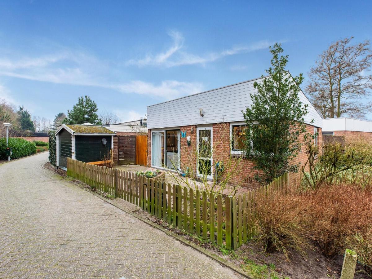 Endearing Holiday Home In Noordwijkerhout With Garden Bbq Exteriör bild